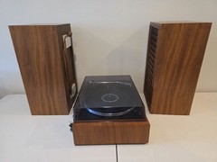 RARE Pioneer C-5600D Compact Turntable System W/Matching Powered Speakers – READ