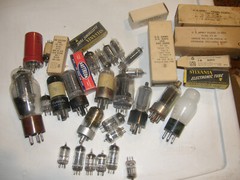 Lot of 38 new and used tubes CRC-6AC7 6k6GT VT-68 VT-245 VT-68 JHS-6AU6 6AV6 +++