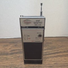 PARTS/REPAIR – Untested Vintage Sonar VHF Sentry FR-103 Broadcast Receiver