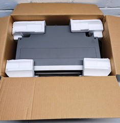 Emerson EWV404 4 Head VCR VHS Player Recorder Includes 5 New Sealed Blank Tapes