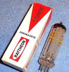 1 NOS Raytheon 50C5 Vacuum Tube – 1970’s Vintage 7-Watt Beam Power Audio