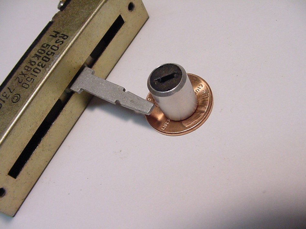 MARANTZ AMPLIFIER RECEIVER PREAMPLIFIER SLIDE POTENTIONMETER CONTROL KNOB ****
