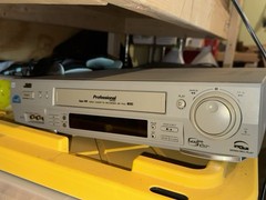 JVC Professional Series SR-TS1U Super VHS (S-VHS) recorder Tested And Working