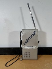Sony Watchman Portable CRT TV Made in Japan w/ Case & Sony Plug- Video In Tested