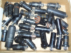 Lot (50+) tubes,USED,radio,amp,glass bottle,metal can,octal,antique,12A8,0Z4,+++