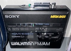 Vintage SONY Recording Walkman FM/AM WM-AF67 MEGA BASS *for Parts*