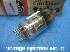 6EH8 Vacuum Tube – GE – USA 1960’s – (TESTED, FREE SHIPPING!!)