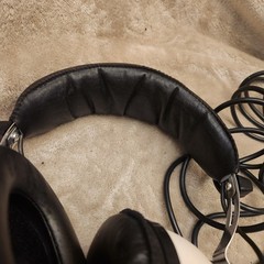 Pioneer SE-30 Vintage Headphones w/ Original Box – Qwik Ship!