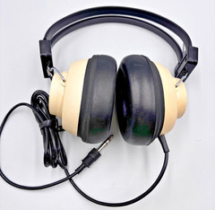 Bell Howell Vintage 8 Ohm Stereo Headphones Tested Black Cream Japan, tested