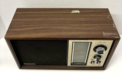 Vintage Panasonic RE-6286 AM/FM Radio Woodgrain Matsushita Japan *Working