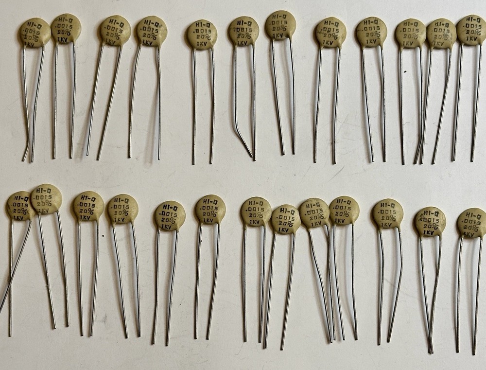 Lot of 25 Vintage Aerovox HI-Q .0015uF 1500pF 1KV Ceramic Capacitors