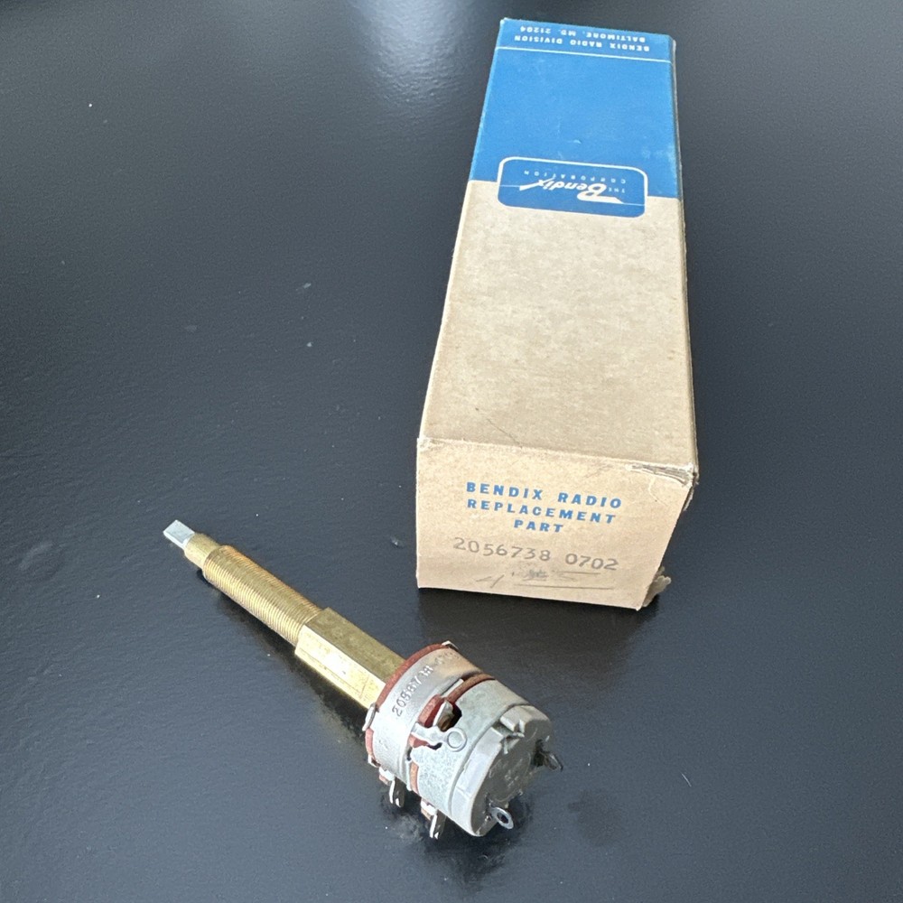 Vintage NOS Bendix On/Off Volume Auto Radio Part 2056738 0702