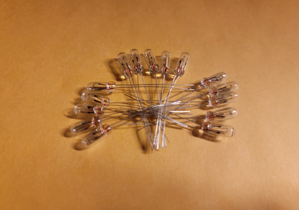 (15) 6.3V-INCANDESCENT ORIGINAL LAMP- McIntosh C33 & C30 FRONT PANEL #8610 BULB