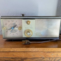 Zenith Touch ‘n Snooze Vintage AM Clock Radio Works 1960/70s