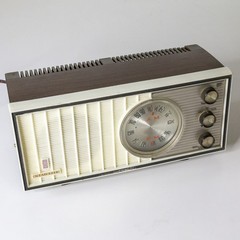 Vintage Star-Lite FE-876 AM/FM Tube Radio Mid Century Modern Wood Tone Japan