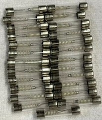 Lot of 50 Littlefuse Slo-Blo 2 Amp 250VA 313 3AG Glass Body Fuses NOS! Audio