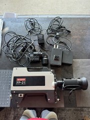 Vintage 1980s Hitachi FP21 Station 3 Tubes Camara Untested with all cords