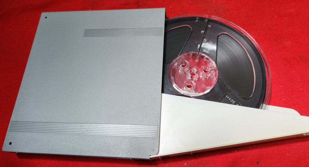 Scotch/3M Reel to reel 7 inch recording tape with case 01w6
