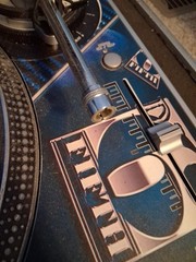 Stanton STR8-100 Professional DJ Digital Turntable w/ Power Cord & Travel Case