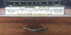 Loewe Opta : Push Button