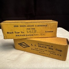 VINTAGE RARE GAS LIGHTING ARRESTER L.S. BRACH Qty 2 Type 29SB 400v 5 amp