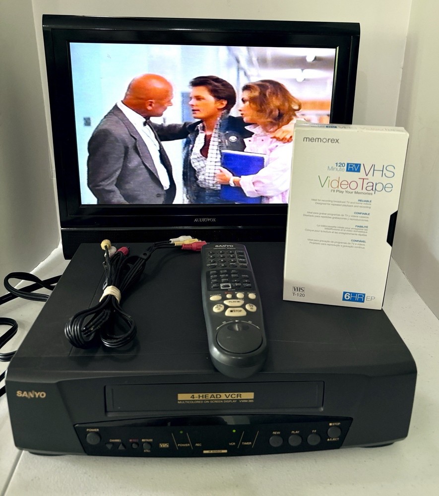 Sanyo VWM-365 VCR With Remote, Cable & Tape – Tested & Working Nice