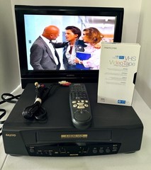 Sanyo VWM-365 VCR With Remote, Cable & Tape – Tested & Working Nice