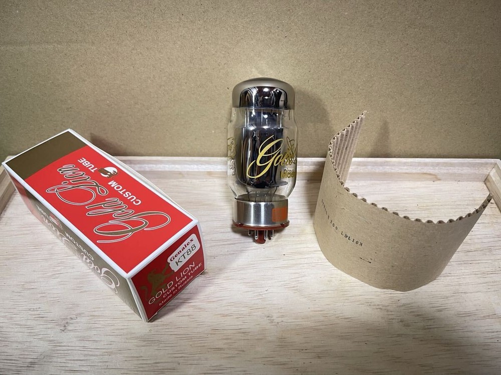 Gold Lion KT88 Power Vacuum Tube Audio Amp Excellent JAPAN