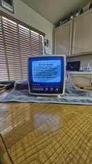 Vintage HITACHI Cube Style TRANSISTOR TV MODEL I-44 Circa 1979