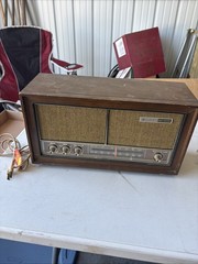 Vtg GENERAL ELECTRIC DUAL SPEAKER AM/FM Tube RADIO MODEL T1243B Does Not Work