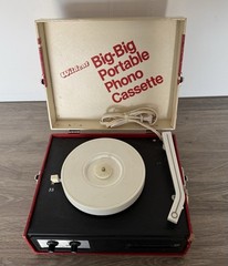 Wildcat Portable Phono Record/Cassette Player WC145: Record Player Please Read