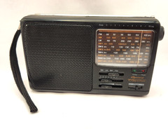 Garrard 10 Band Radio Portable Battery Operated Model No 217 Music News Local