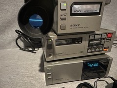 SONY – Betamax AC-220, SL-2000, TT-2000 Tuner/Time & HVC-2800 Camera
