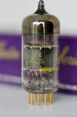 ECC81 12AT7 SINGLE TUBE 1960’s MULLARD U.K. MADE RARE 10M MASTER SERIES NOS NIB