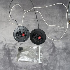 Used Set of Fisher ST-920 Quick Connect Speaker Wire Terminals & Screws