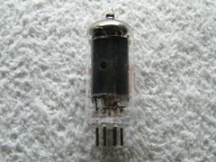 RCA 6AU6A Tube – 76/100 good proper emission – Vintage Vacuum Tube