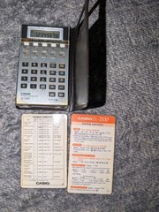 Vintage RARE CASIO fx-7100 Tiny Scientific Calculator W/ Cards! USA Seller