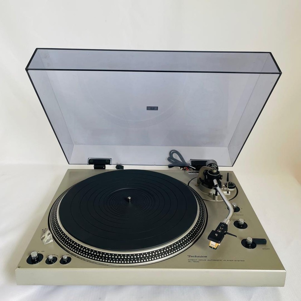 Technics SL-1600 Turntable Record Player Japan