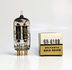 Sylvania Gold Brand 6189 Vacuum Tube Military GB-6189 12AU7/ECC82 Tested