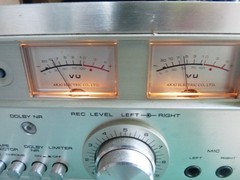 Akai CS-702DII Stereo Cassette Deck Vintage Silver Face Wood Cabinet Tested