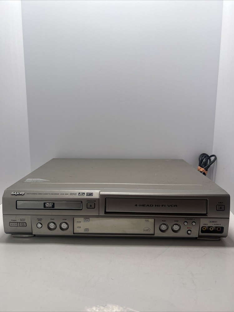 Sanyo DVW-5000 VCR DVD Player Combo Unit no Remote Tested and Working