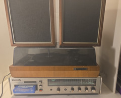 Panasonic RS-817S 8-Track Stereo receiver W/RD-7703 Turntable 2 RE7670 Speakers