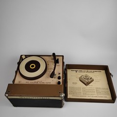 Audiotronics 312T Classroom Record Player Vintage Portable School Vinyl Turntabl