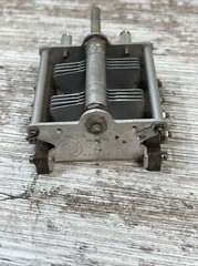 CARDWELL VARIABLE Condenser MR-70-BD With Template