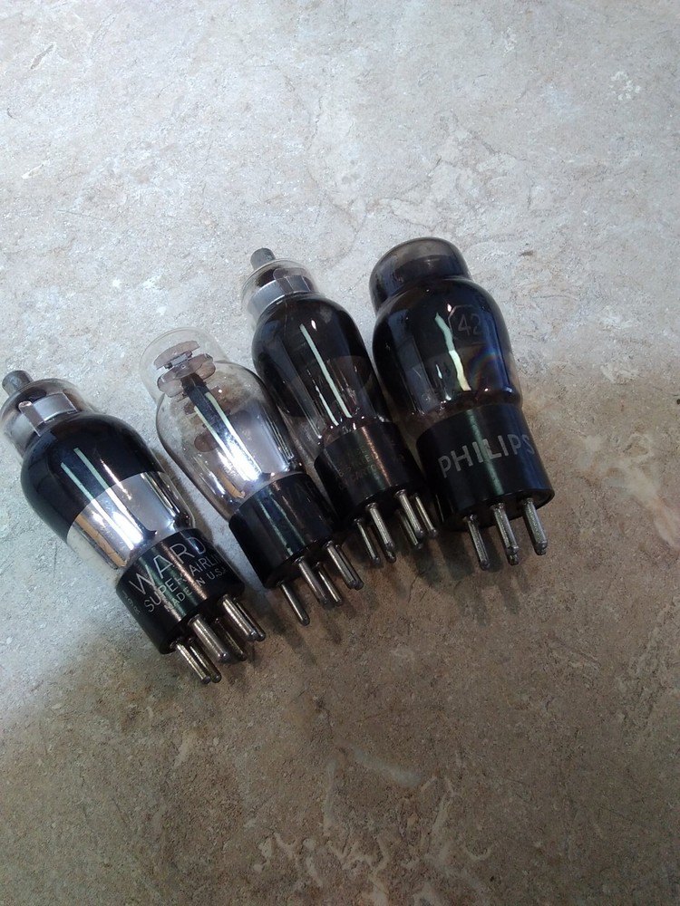 Lot of 4 RCA WARDS AIRLINE RAYTHEON Phillips 76 42 j9r 6d6 VACUUM TUBES