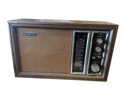 Vintage Radio Sony TFM-9450W 11 Transistors 2 Band