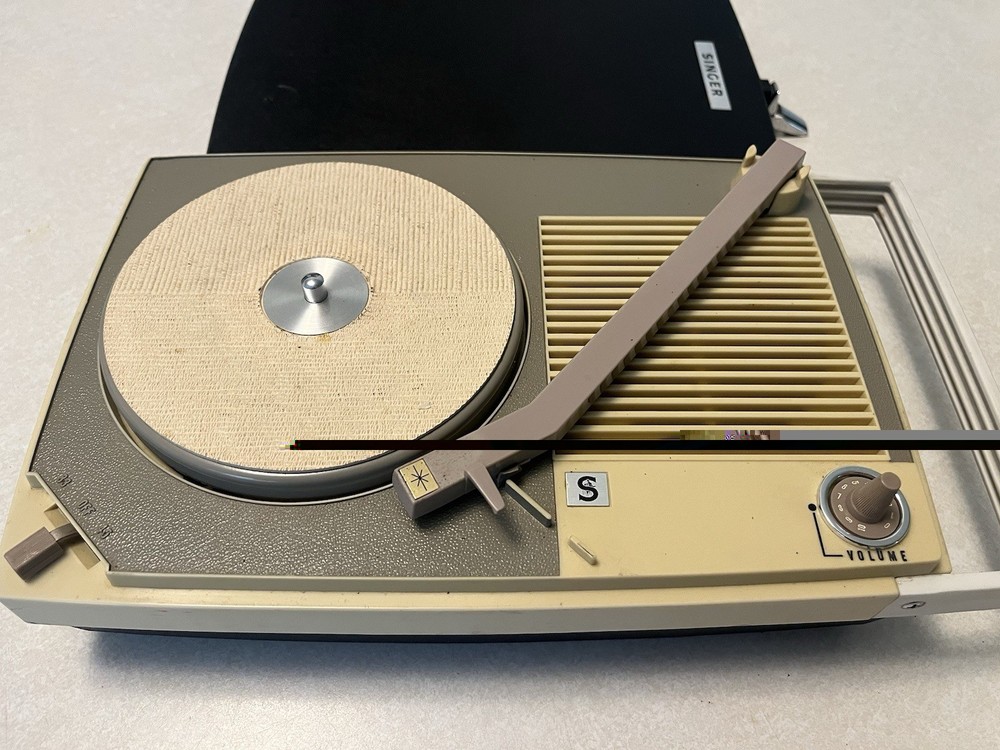 Singer Portable Record Player NOT Working