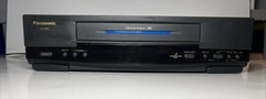 Panasonic PV-4601 VCR Omnivision Hi-Tech 4 Head – For Parts Only