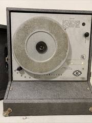 Vintage Hamilton Electronics Portable 4-Speed Record Player Model 920 UNTESTED