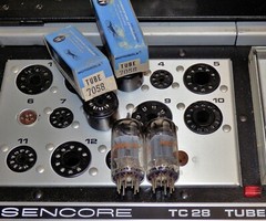2 RCA 7058 (12AX7 12AX7A ECC83) Vacuum Tubes NOS NIB NEW factory matching codes